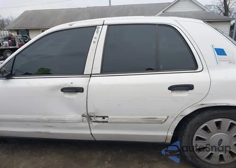 2010 Ford Crown Victoria Police/Police Interceptor из США, поврежденный, VIN 2FABP7BV2AX135091